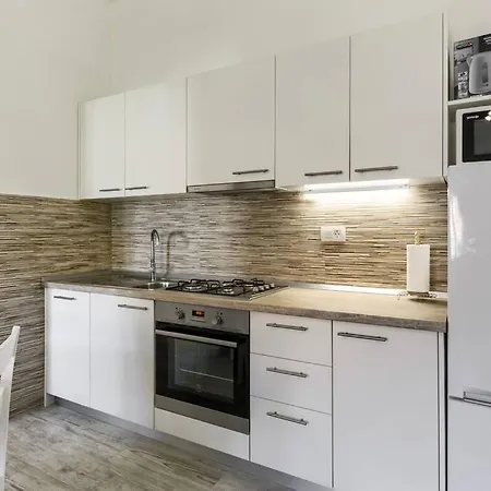 Sare Apartment