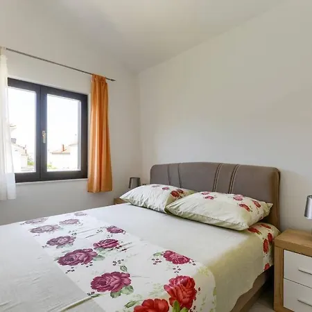 Sare Apartment